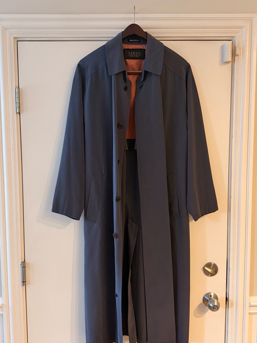 Woman’s Navy Single-Breasted Trench Coat